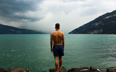 Jungs, packt die Badehosen ein!