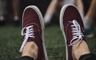Trendalarm: Dunkelbraun und Bordeaux-Rot sind die Farben der Saison